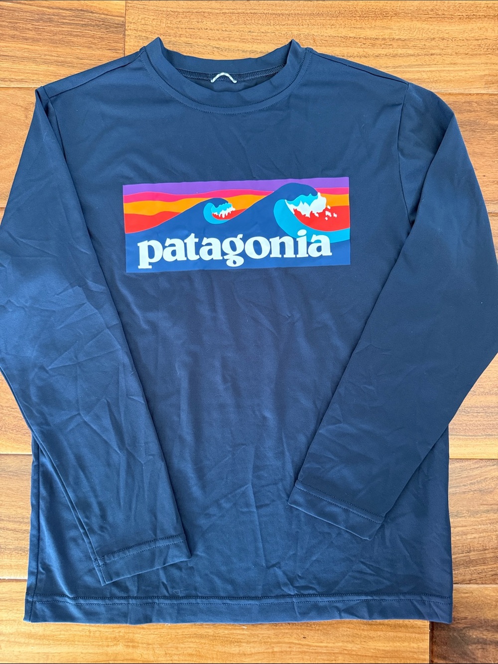 Patagonia Kids’ Capilene Cool Daily T-Shirt Medium (10) Navy Long Sleeve